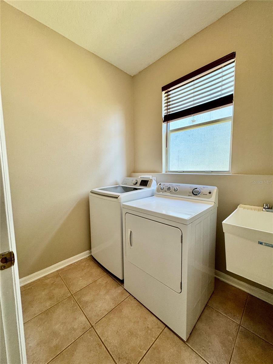 Image 8 of 34 For 11209 Village Brook Drive