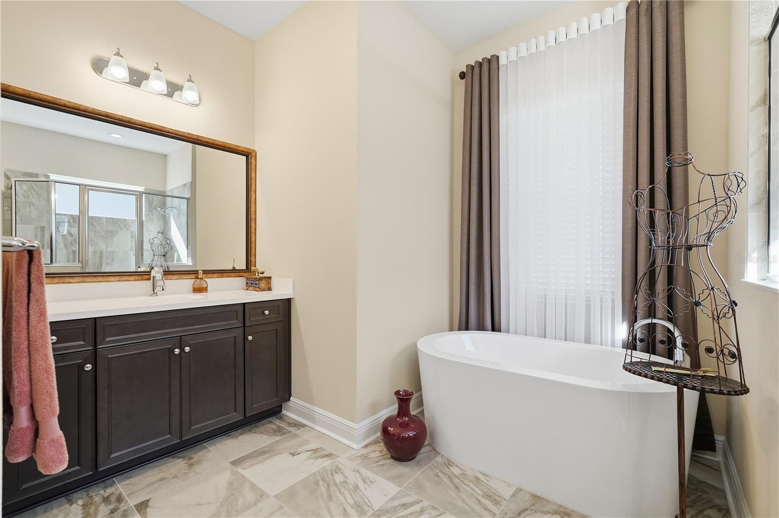 Image 21 of 45 For 14319 Skipping Stone Loop