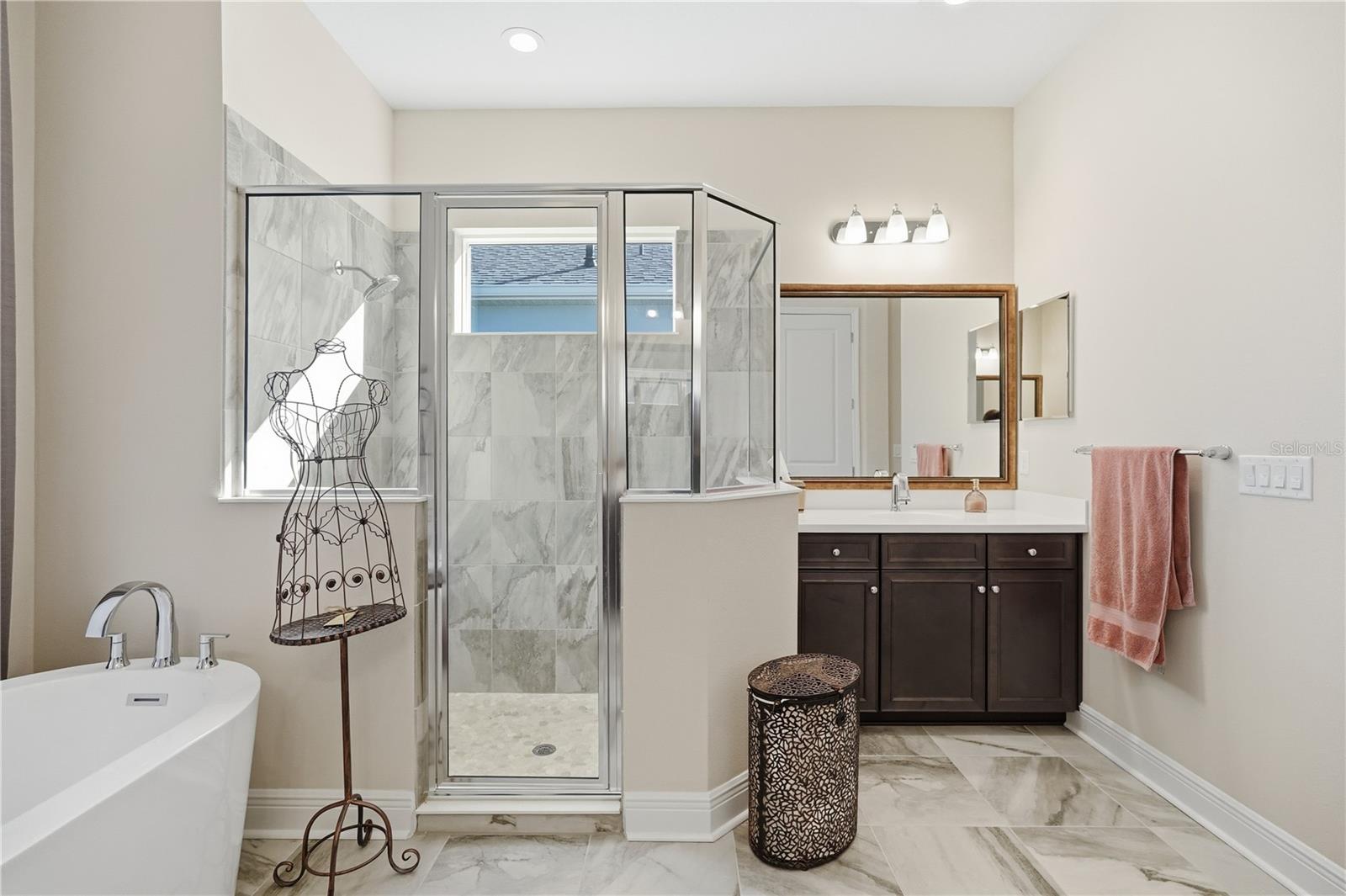 Image 22 of 45 For 14319 Skipping Stone Loop