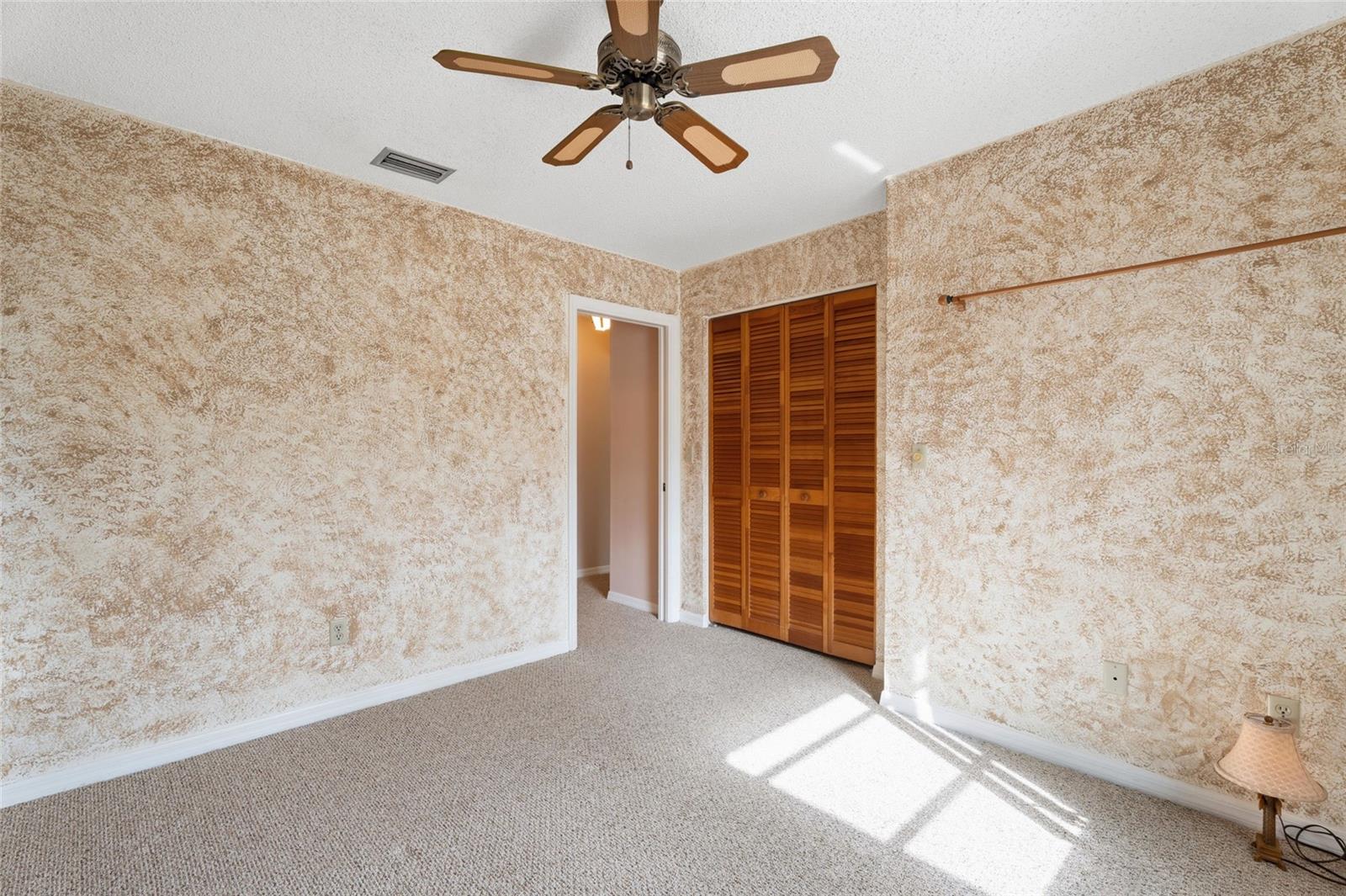 Image 24 of 34 For 226 Del Monte Road