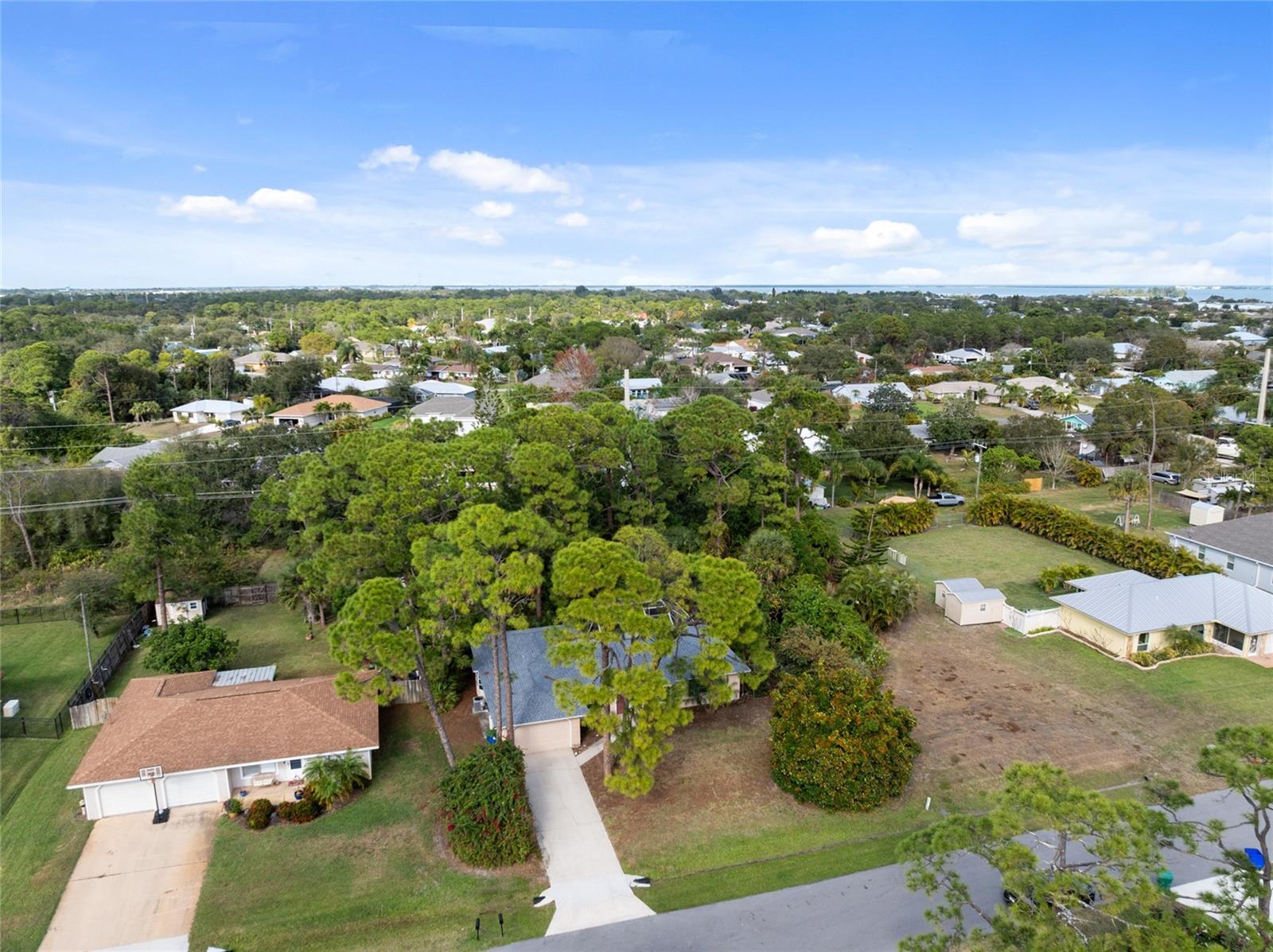 Image 28 of 34 For 226 Del Monte Road