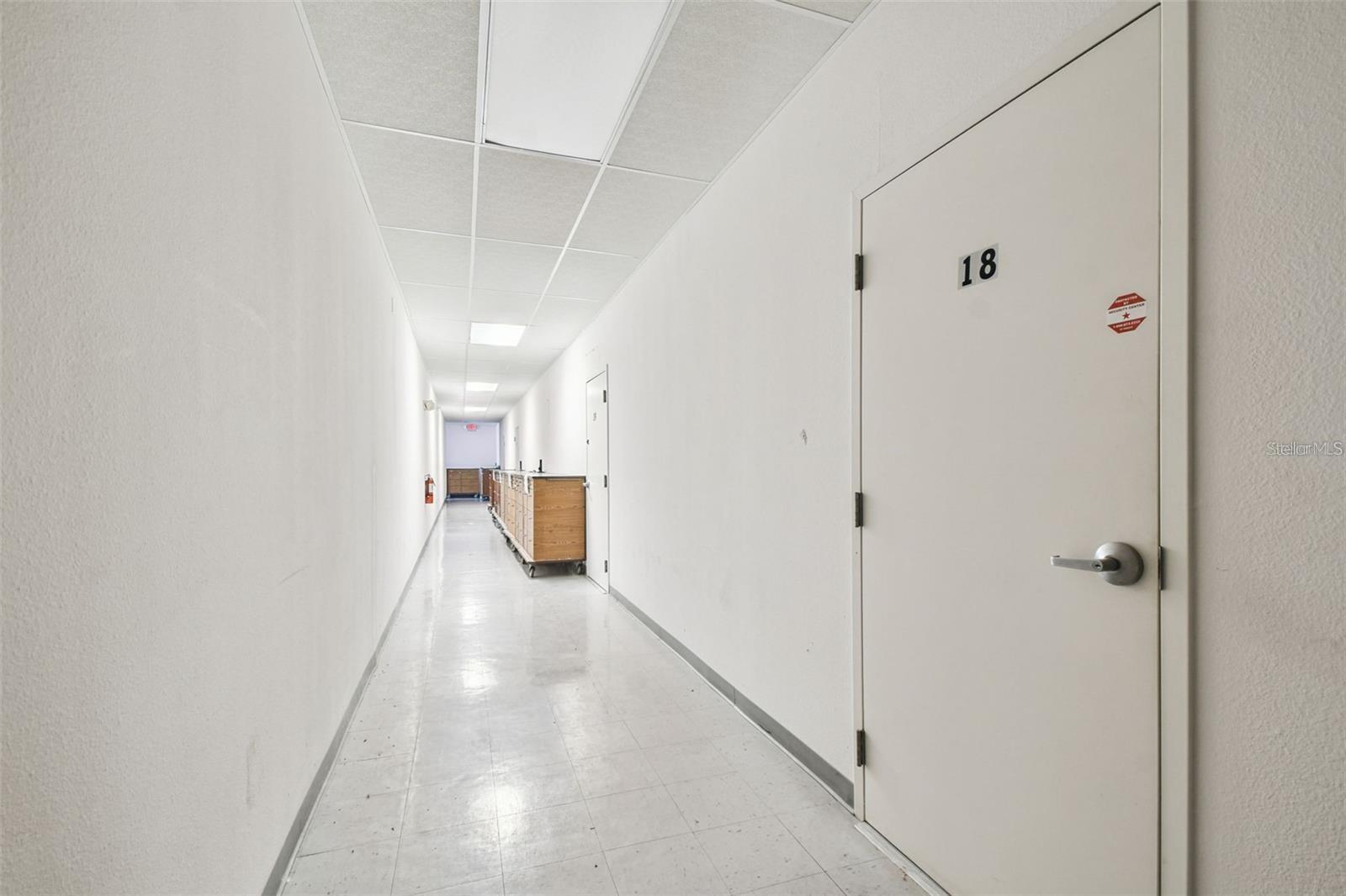 Image 32 of 43 For 5404 Hoover Boulevard 18