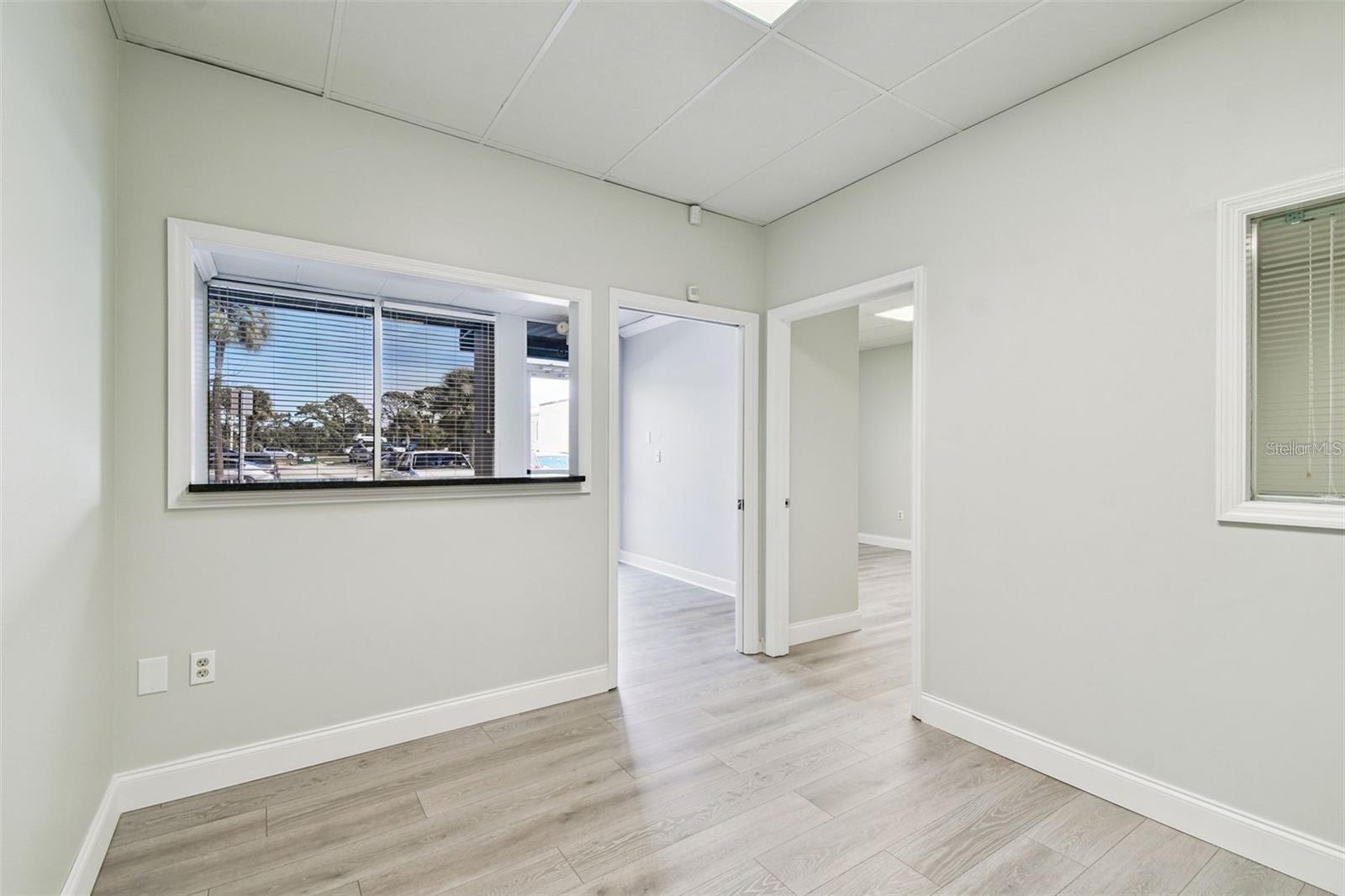 Image 8 of 43 For 5404 Hoover Boulevard 18