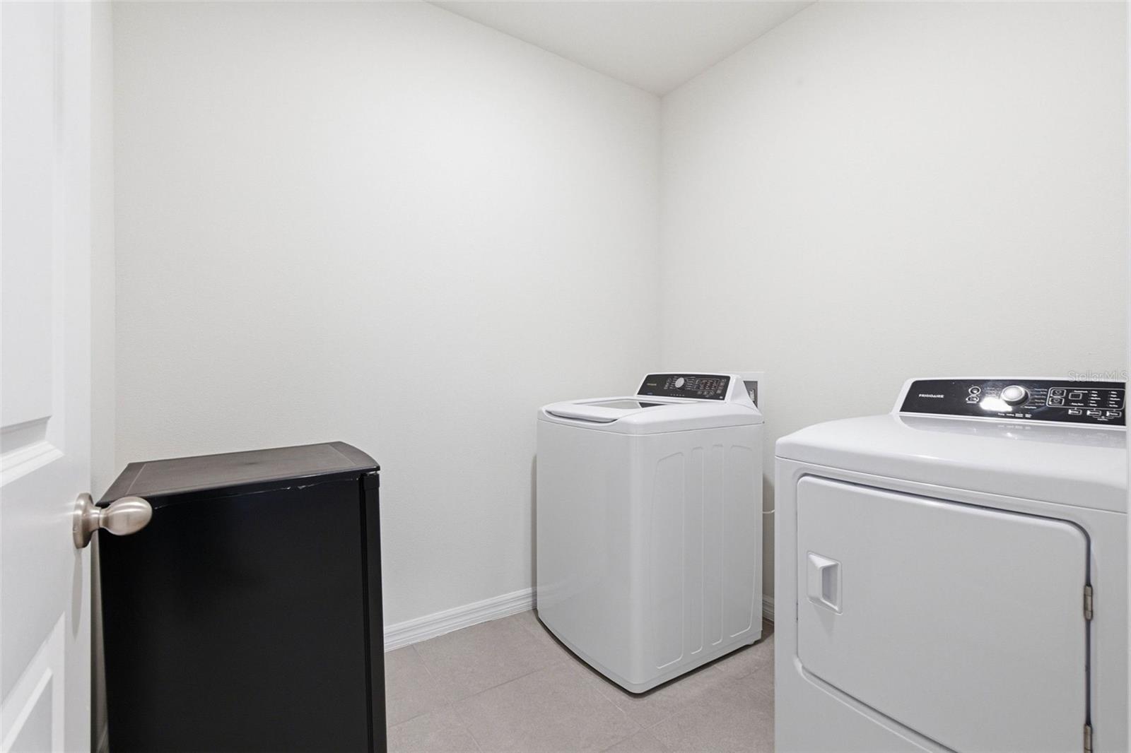 Image 23 of 39 For 12403 Pagoda Place