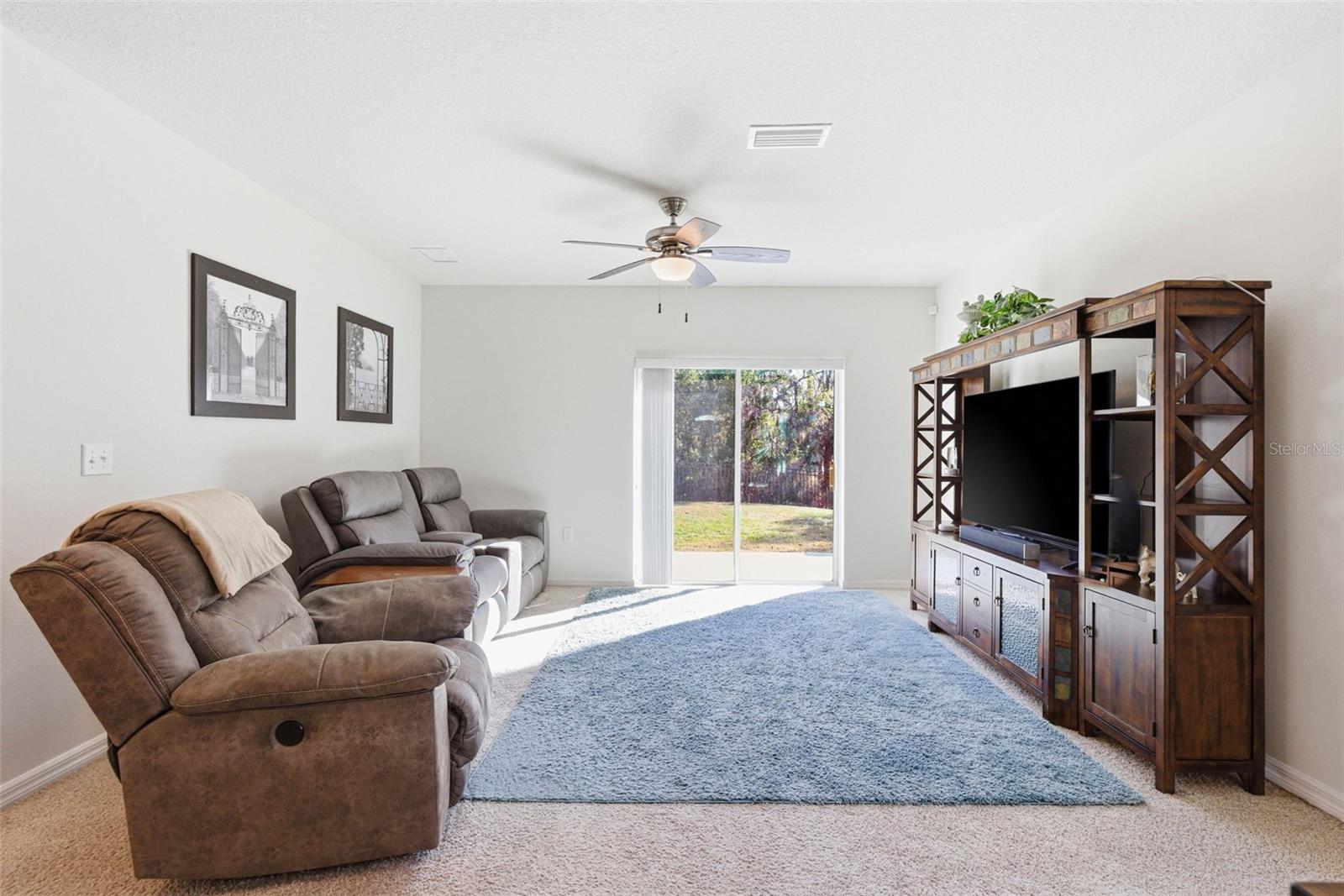 Image 7 of 39 For 12403 Pagoda Place