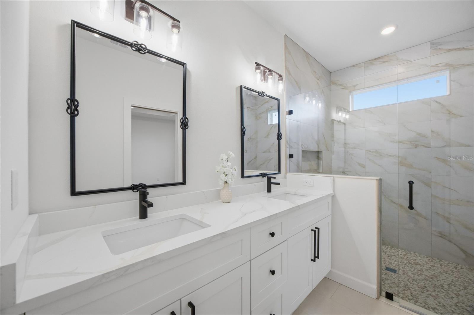 Image 19 of 34 For 1505 Laura Street