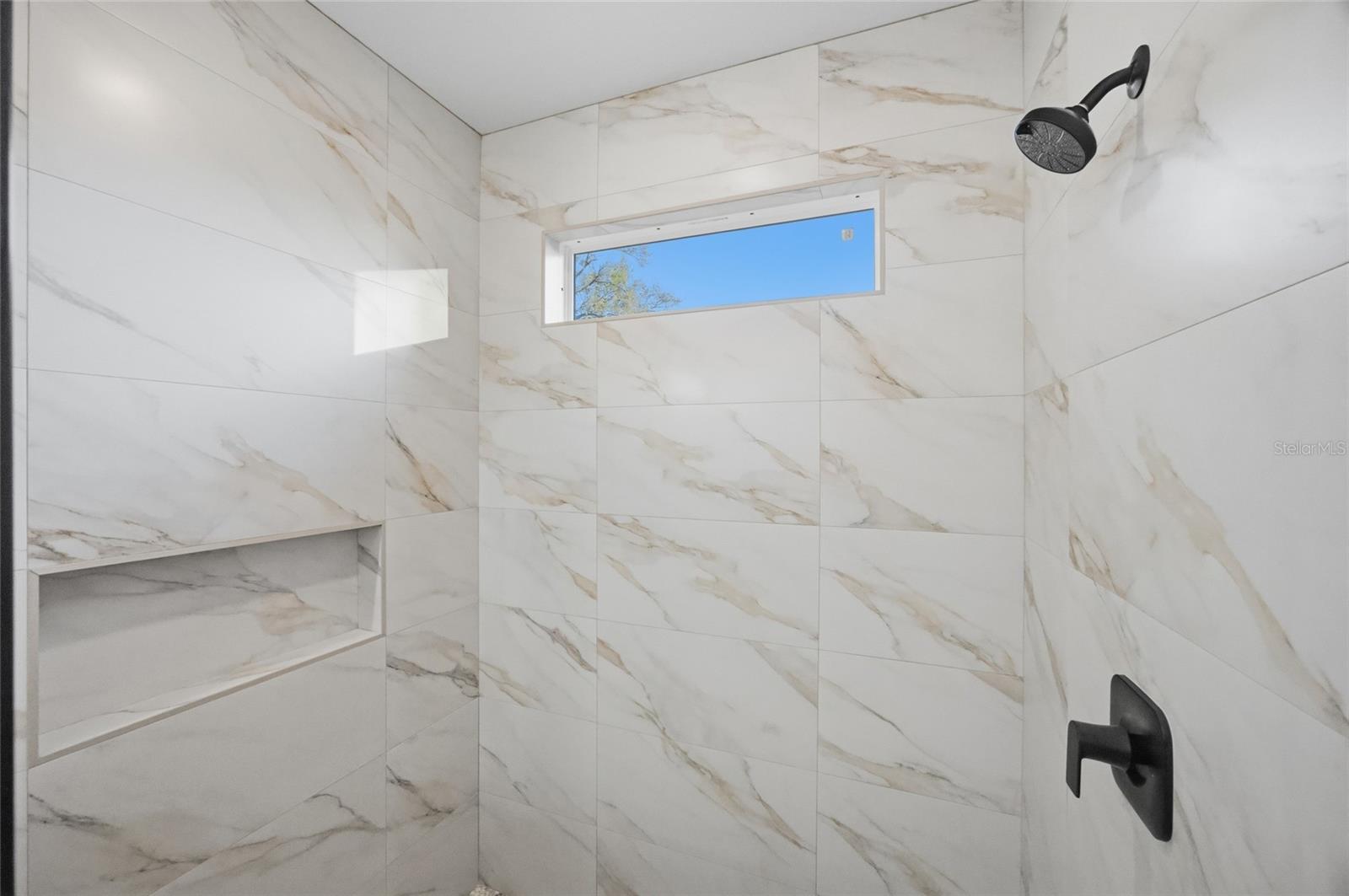 Image 20 of 34 For 1505 Laura Street