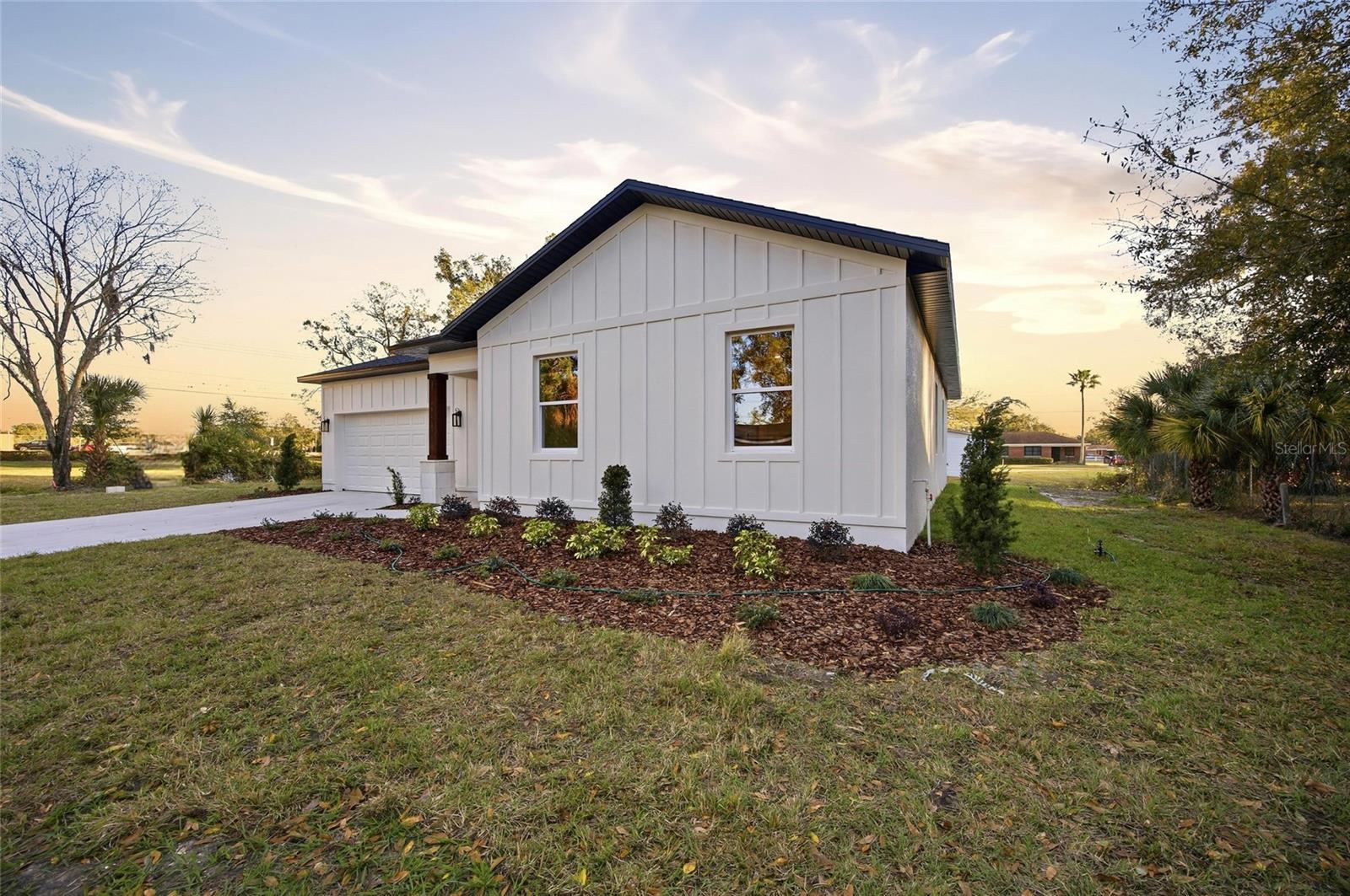 Image 3 of 34 For 1505 Laura Street