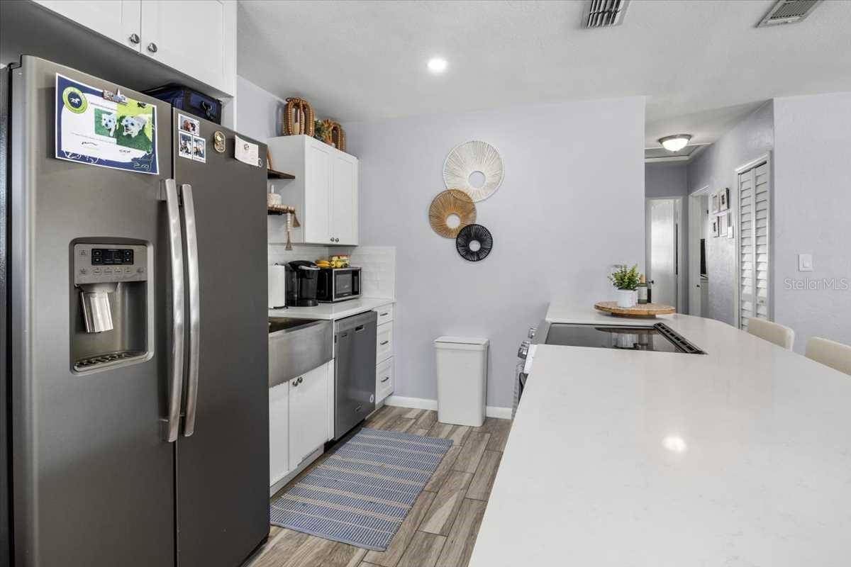 Image 17 of 33 For 6453 5th Avenue N