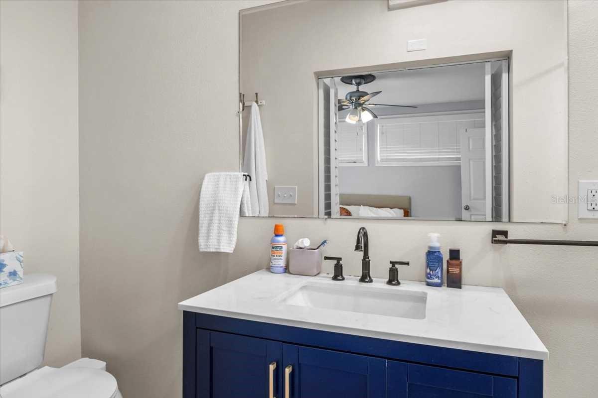 Image 25 of 33 For 6453 5th Avenue N