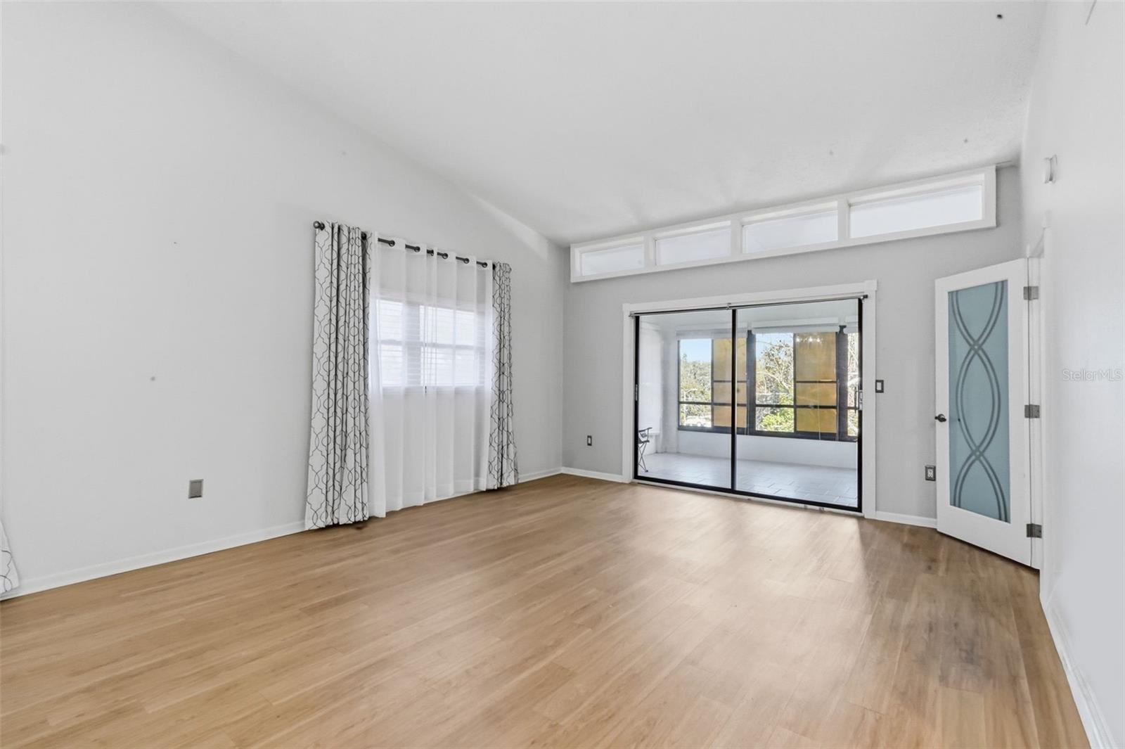 Image 11 of 33 For 7715 Forest Trail 5