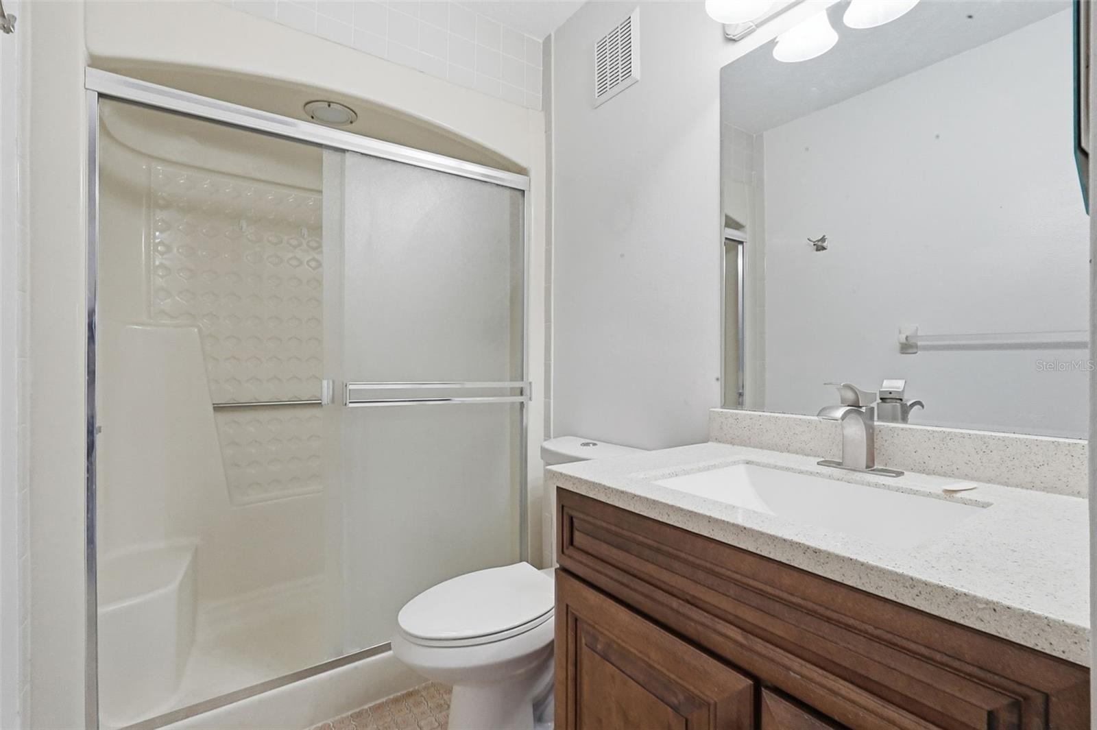 Image 18 of 33 For 7715 Forest Trail 5