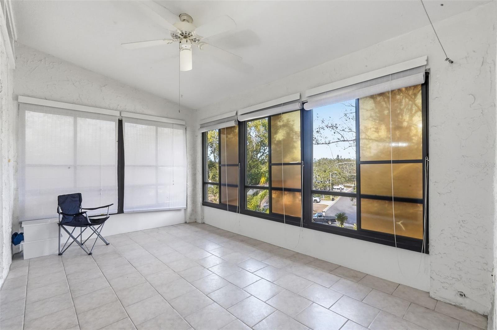 Image 19 of 33 For 7715 Forest Trail 5