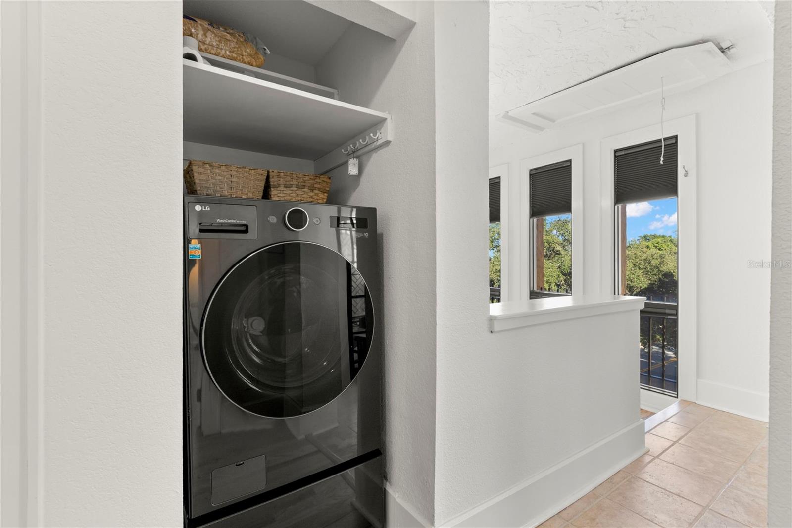 Image 26 of 38 For 210 22nd Avenue Ne 15