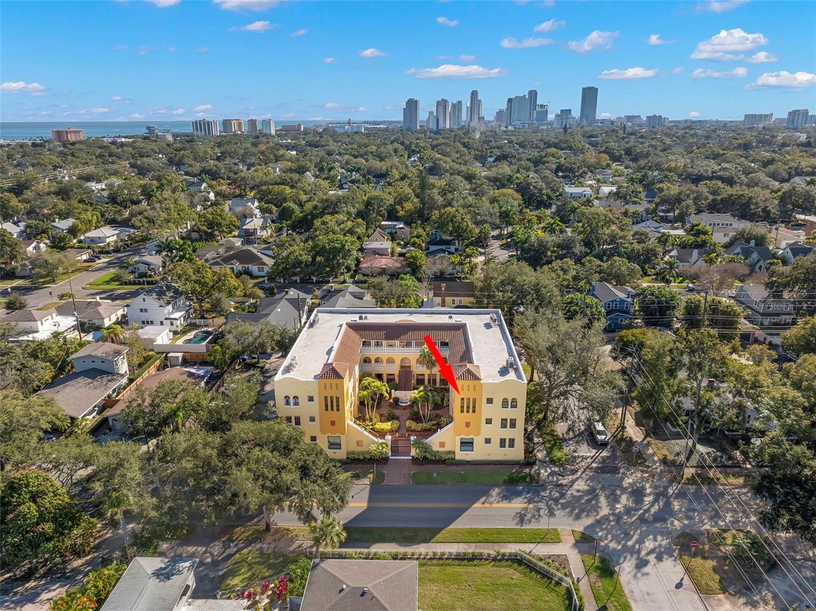 Image 32 of 38 For 210 22nd Avenue Ne 15