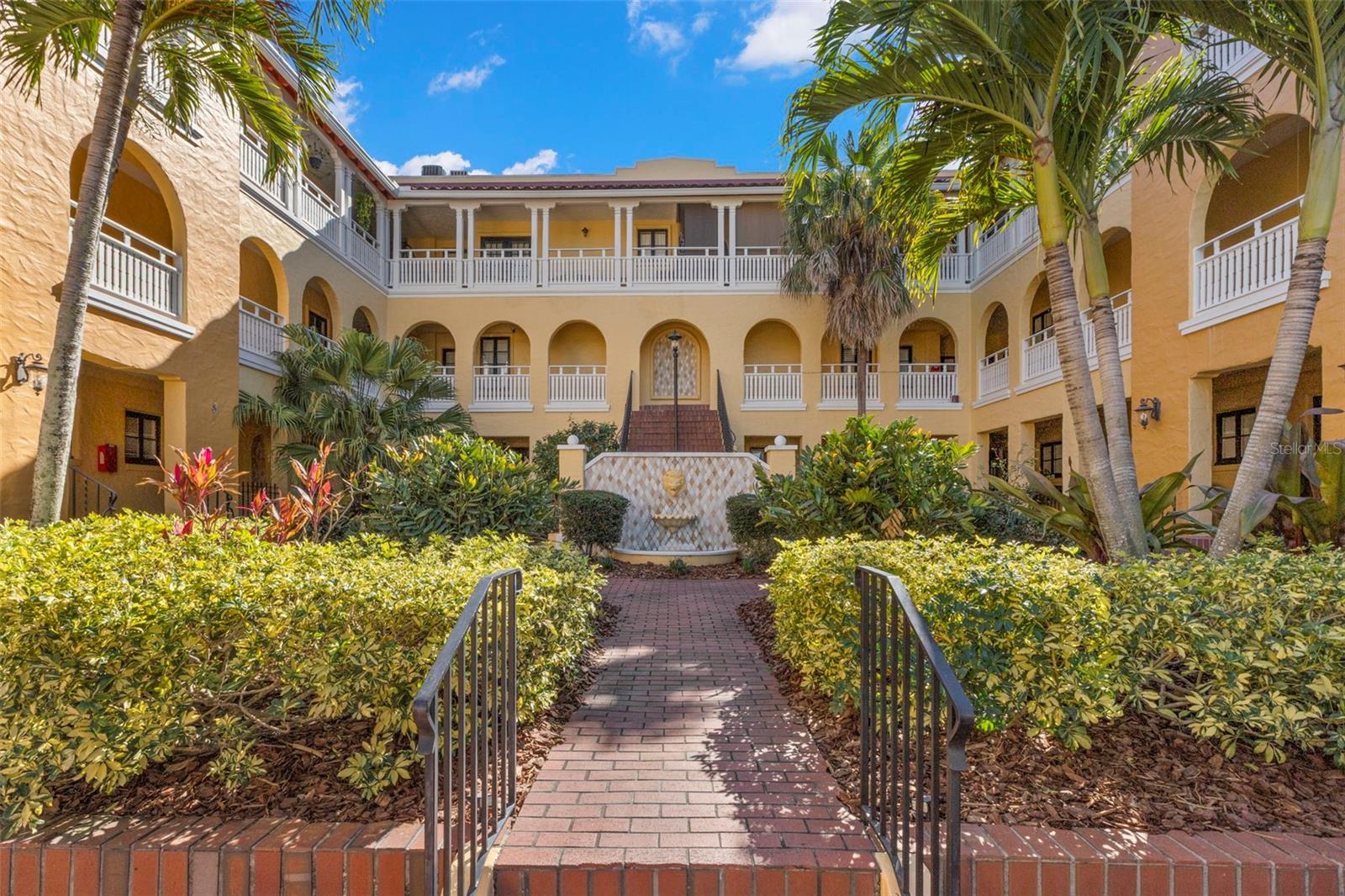 Image 34 of 38 For 210 22nd Avenue Ne 15