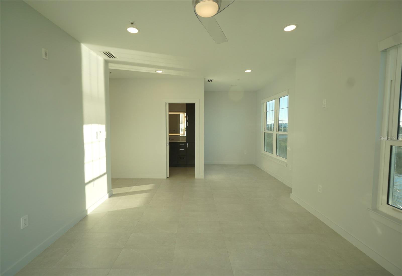 Image 13 of 35 For 5000 Culbreath Key Way 9-326