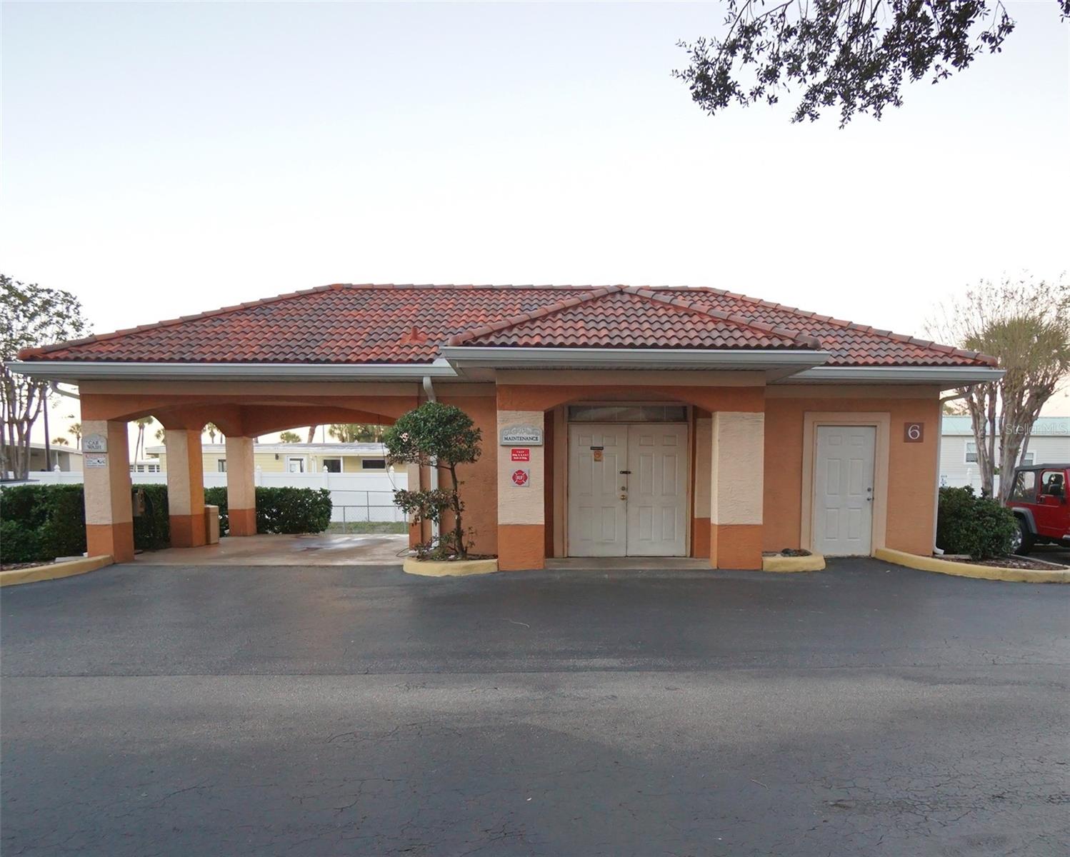 Image 28 of 35 For 5000 Culbreath Key Way 9-326