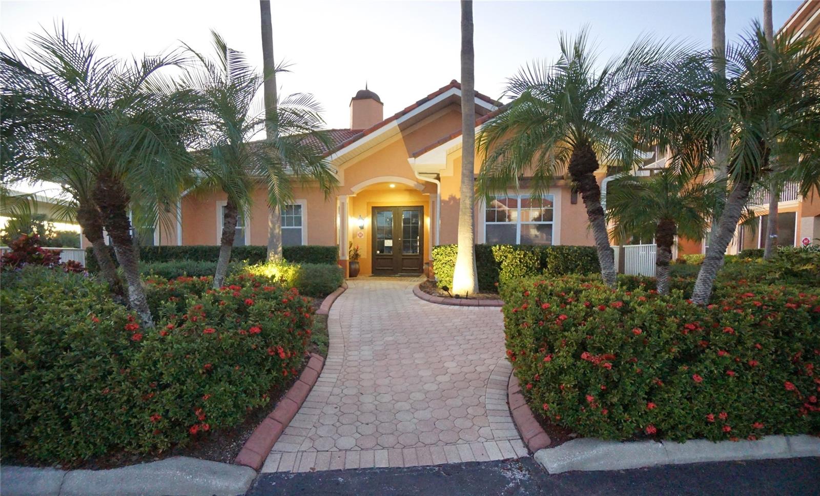 Image 30 of 35 For 5000 Culbreath Key Way 9-326