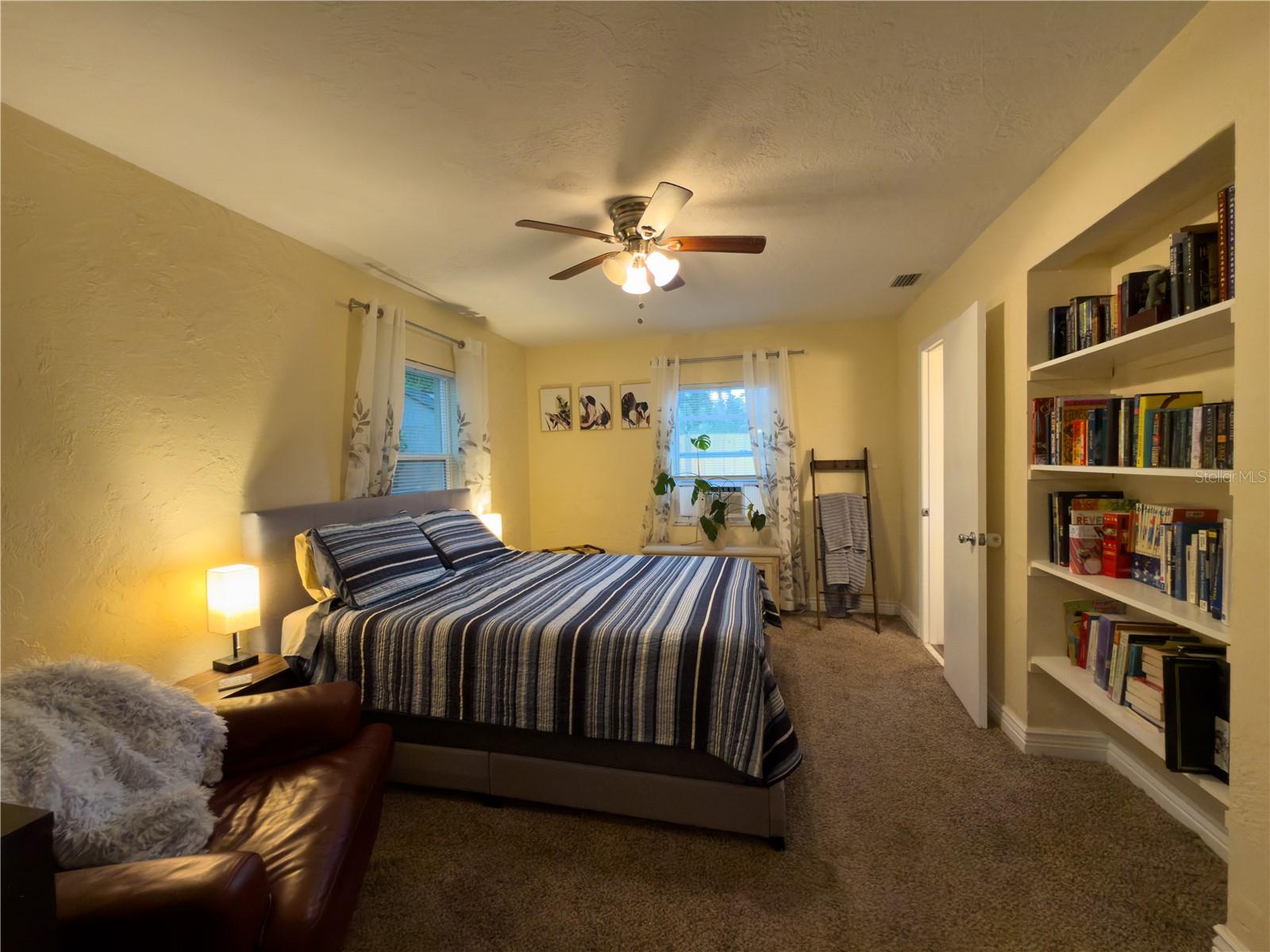 Image 17 of 42 For 707 Jefferson Avenue