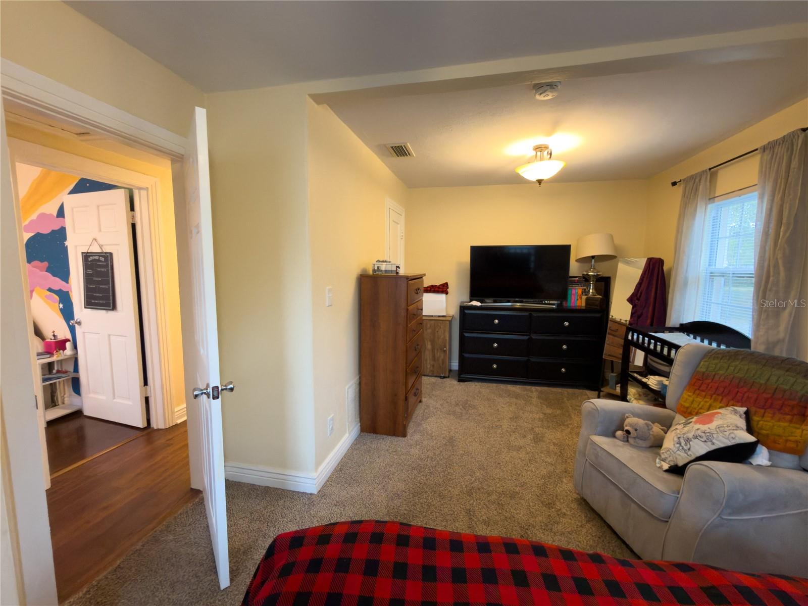 Image 23 of 42 For 707 Jefferson Avenue