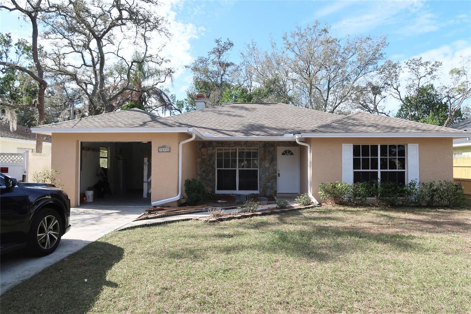 Details for 10410 Connechusett Road, TAMPA, FL 33617