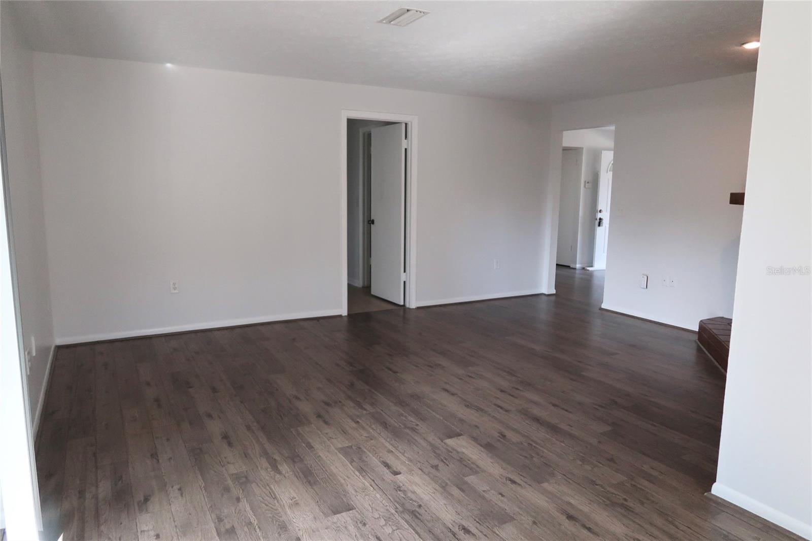 Image 6 of 15 For 10410 Connechusett Road