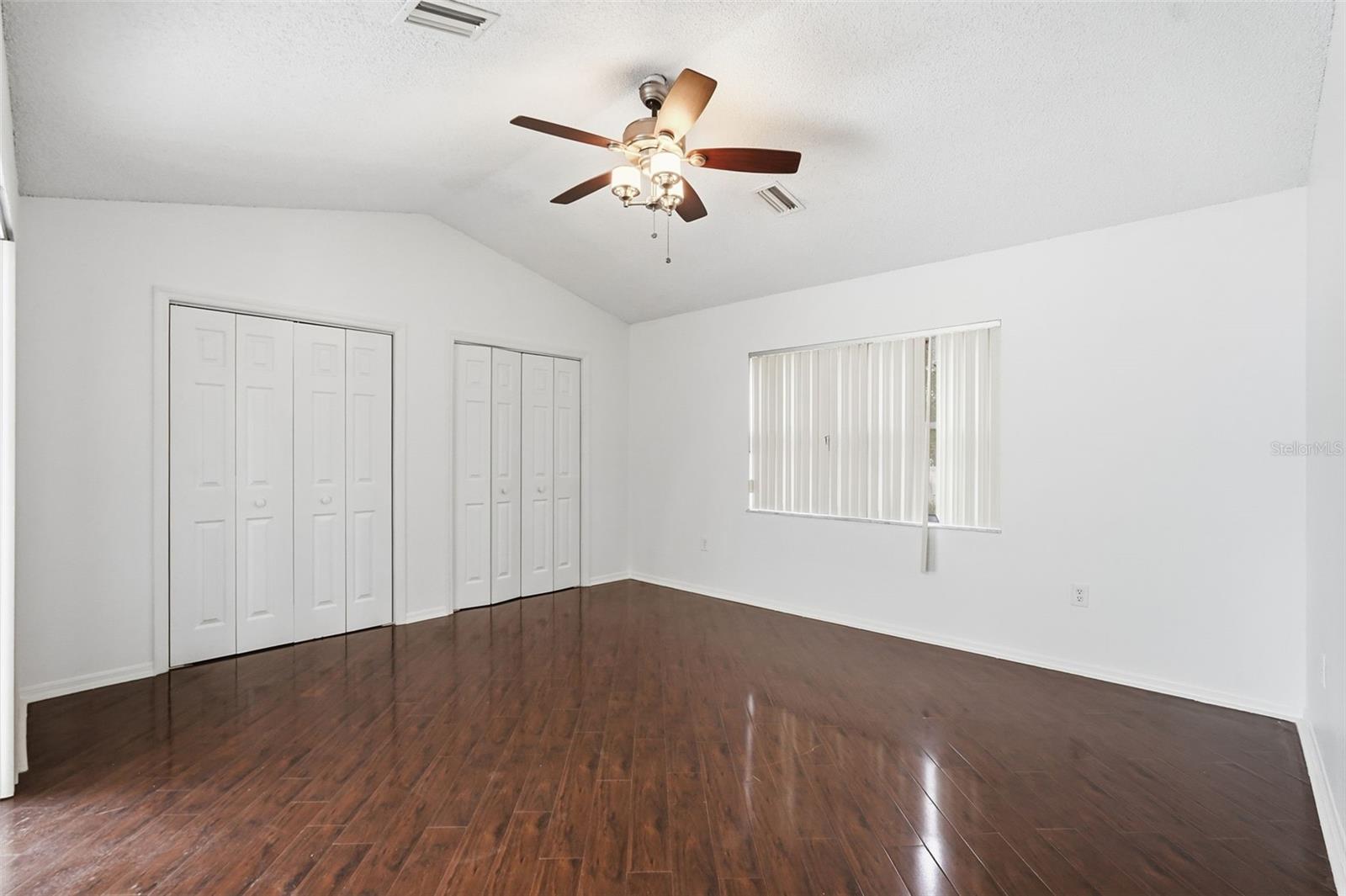 Image 14 of 33 For 11290 Orangewood Court