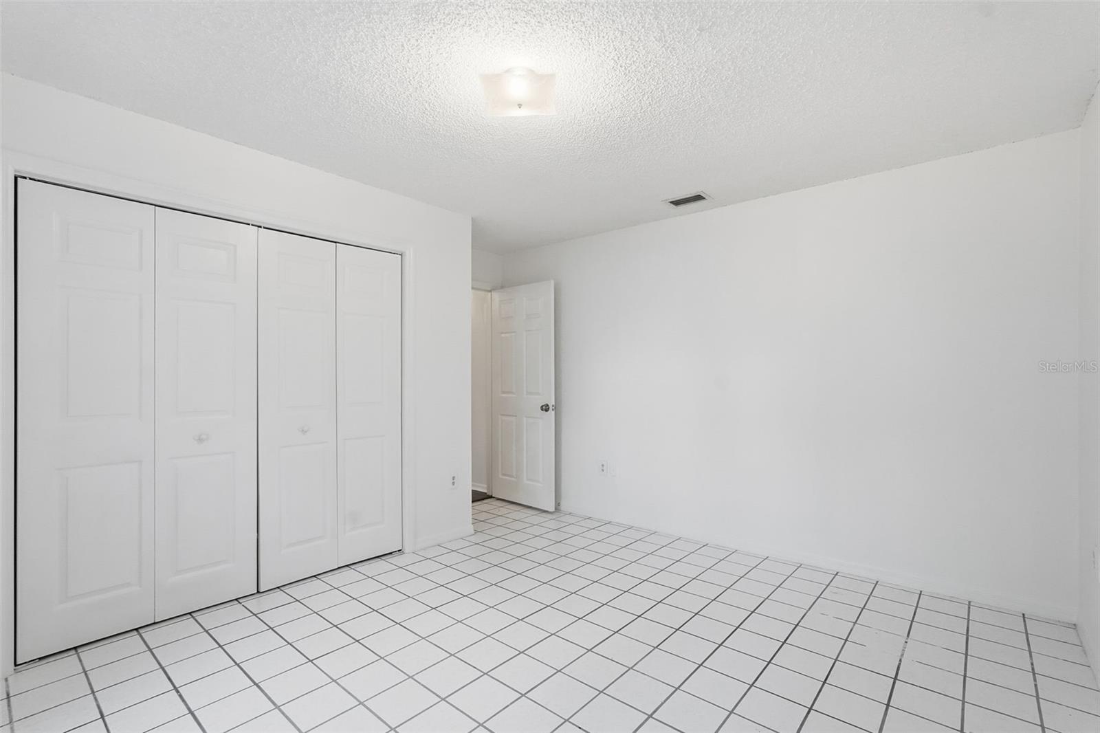 Image 24 of 33 For 11290 Orangewood Court