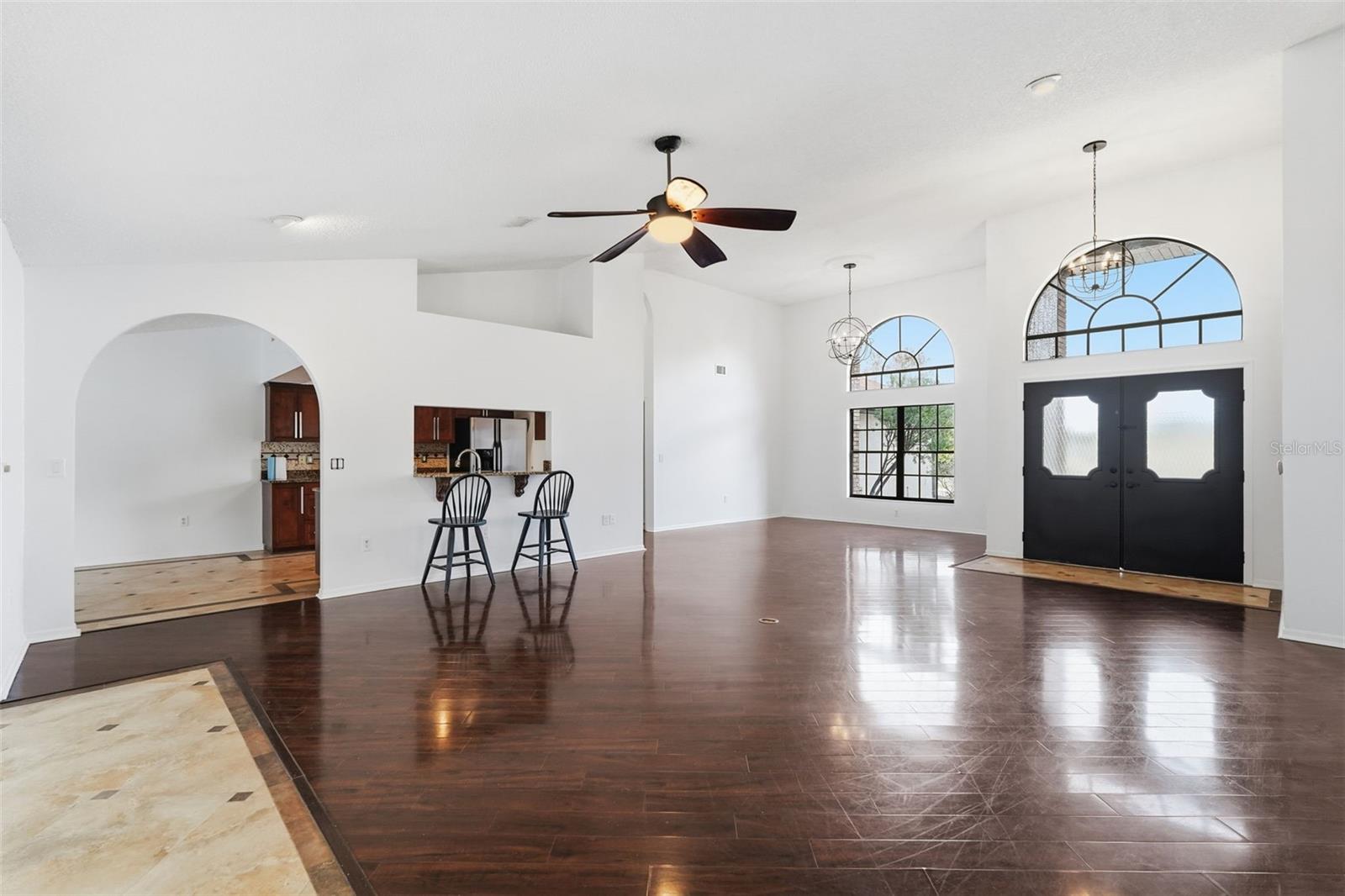 Image 7 of 33 For 11290 Orangewood Court