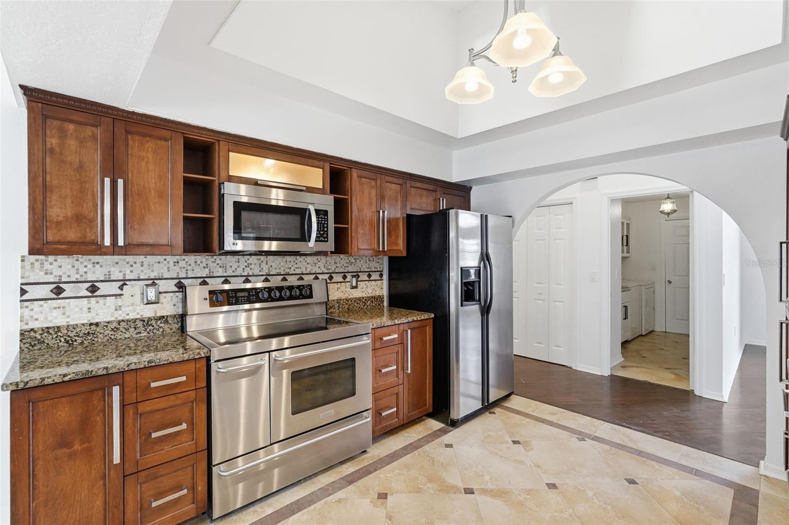 Image 9 of 33 For 11290 Orangewood Court