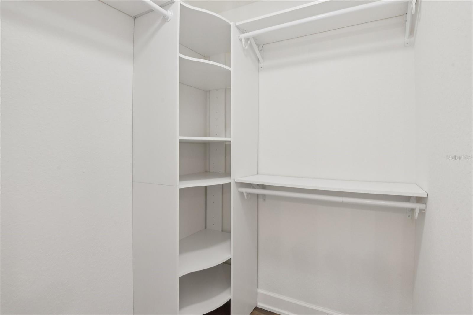 Image 16 of 31 For 4175 Mayfair Way