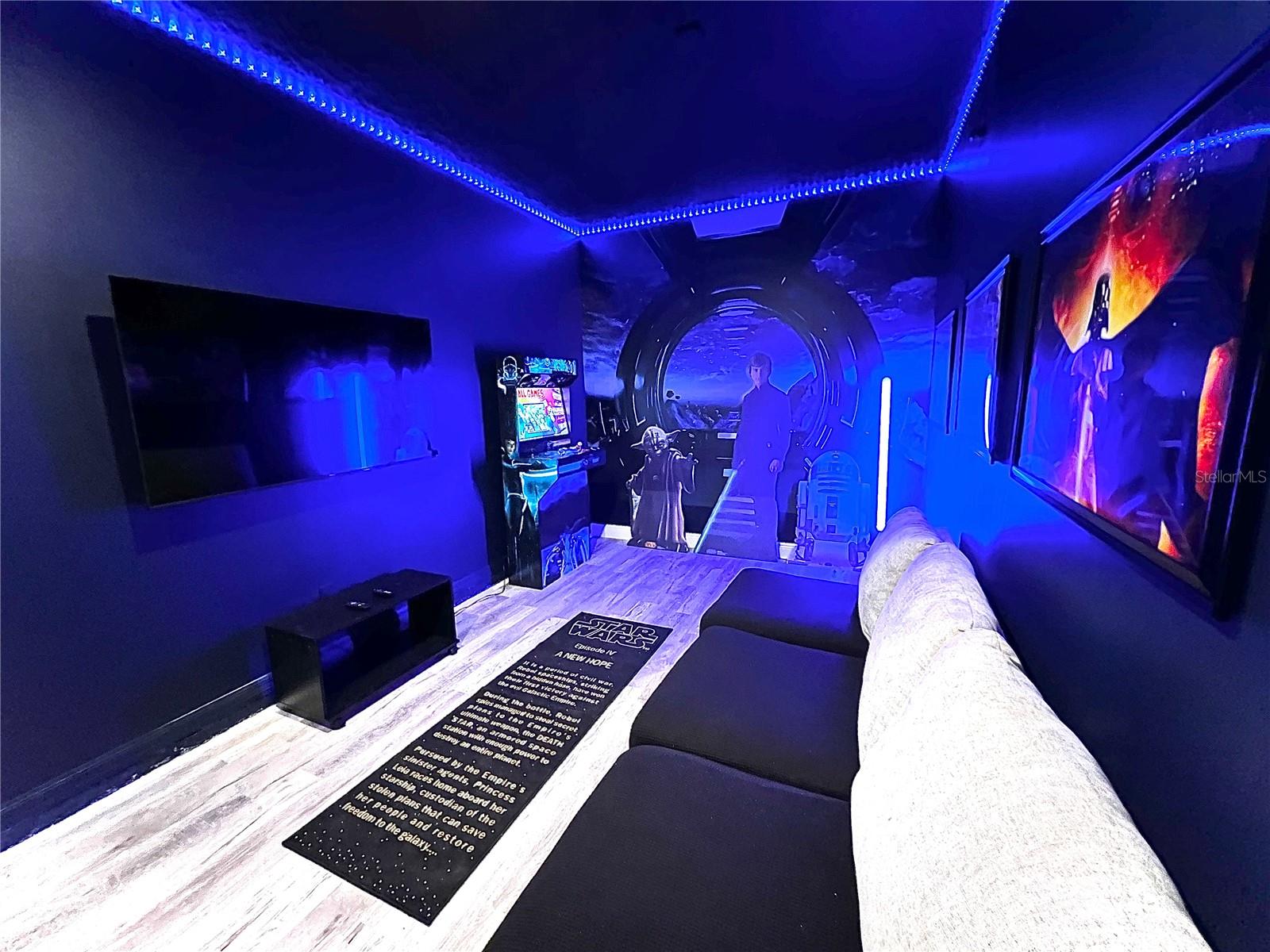 Image 26 of 37 For 8947 Amelia Downs Trail