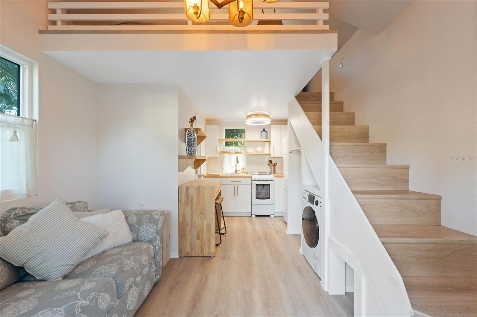 Image 36 of 58 For 1946 Chenango Avenue