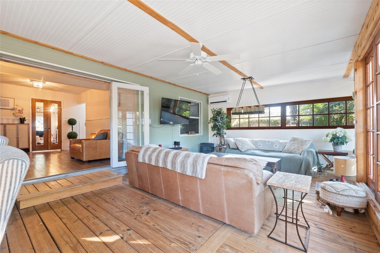 Image 47 of 58 For 1946 Chenango Avenue