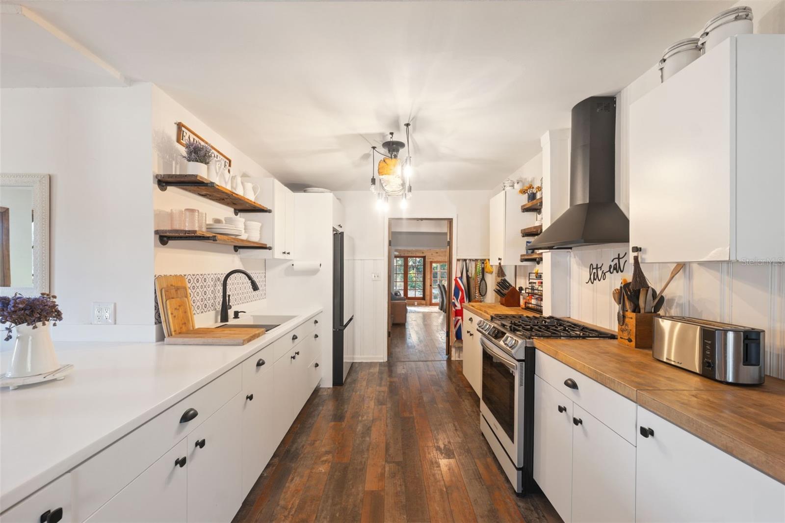 Image 49 of 58 For 1946 Chenango Avenue