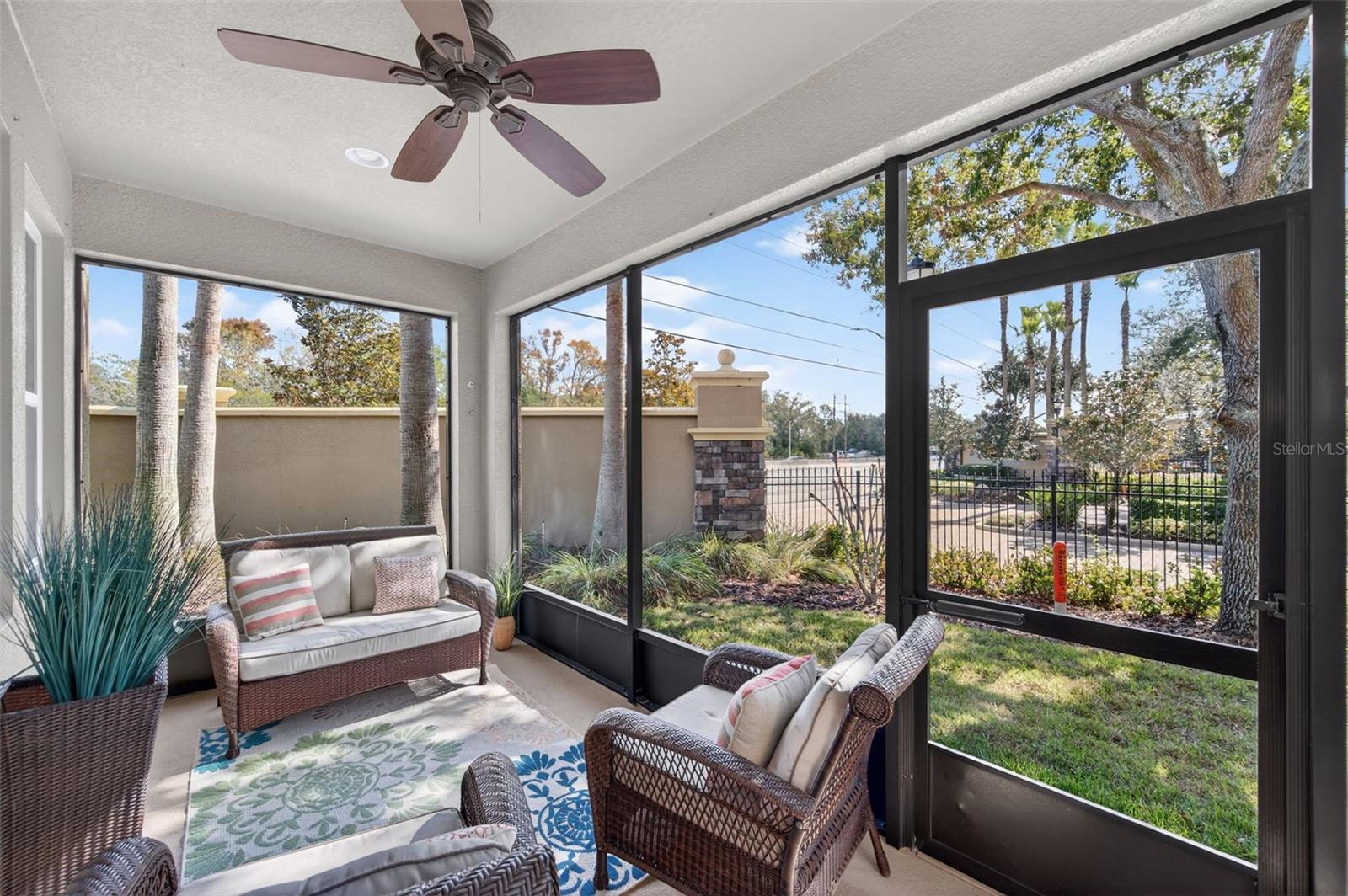 Image 25 of 69 For 17019 Vilesta Drive