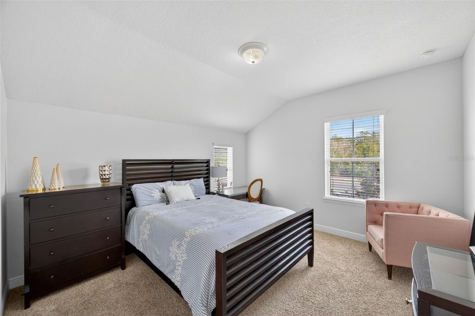 Image 38 of 69 For 17019 Vilesta Drive