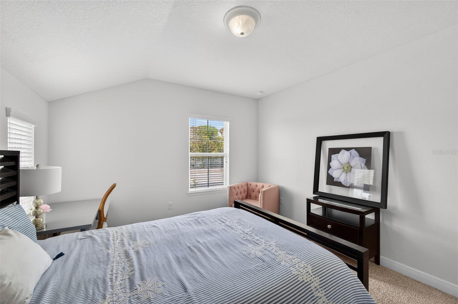 Image 39 of 69 For 17019 Vilesta Drive