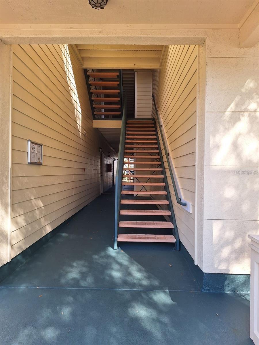 Image 2 of 12 For 18387 Bridle Club  18387