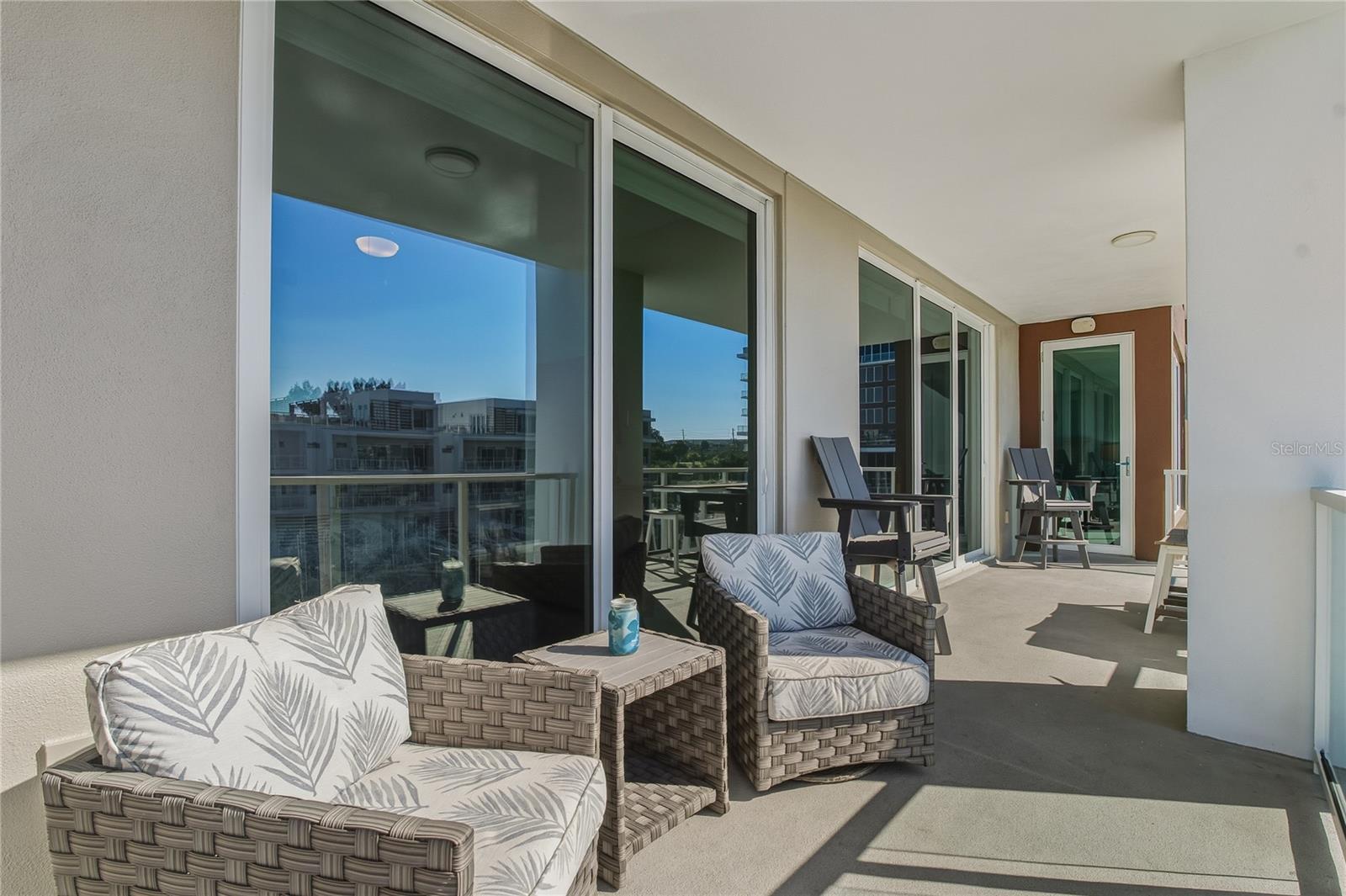 Image 13 of 51 For 920 Osceola Avenue 307