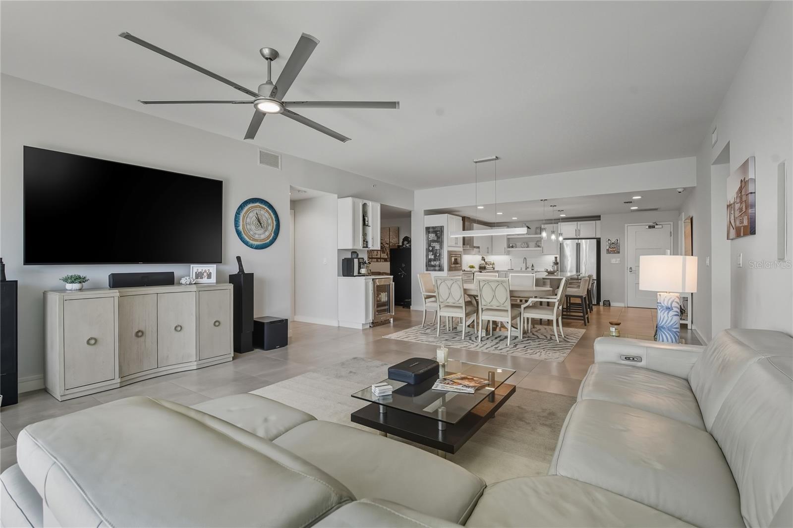 Image 18 of 51 For 920 Osceola Avenue 307