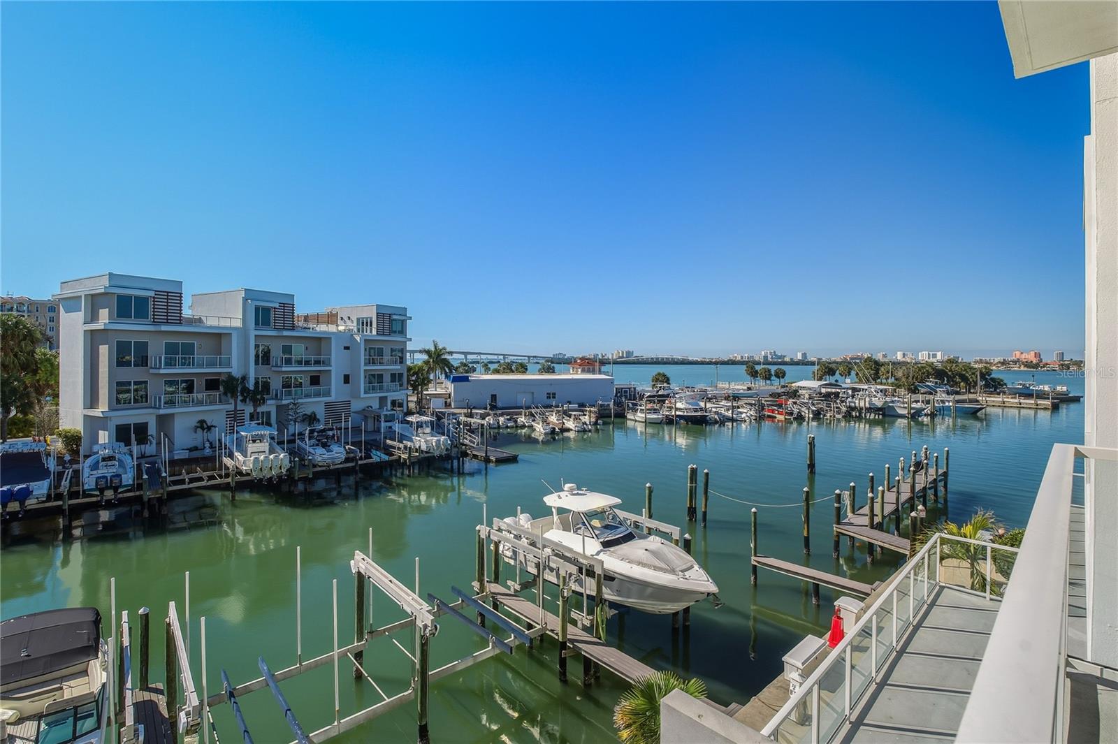 Image 4 of 51 For 920 Osceola Avenue 307