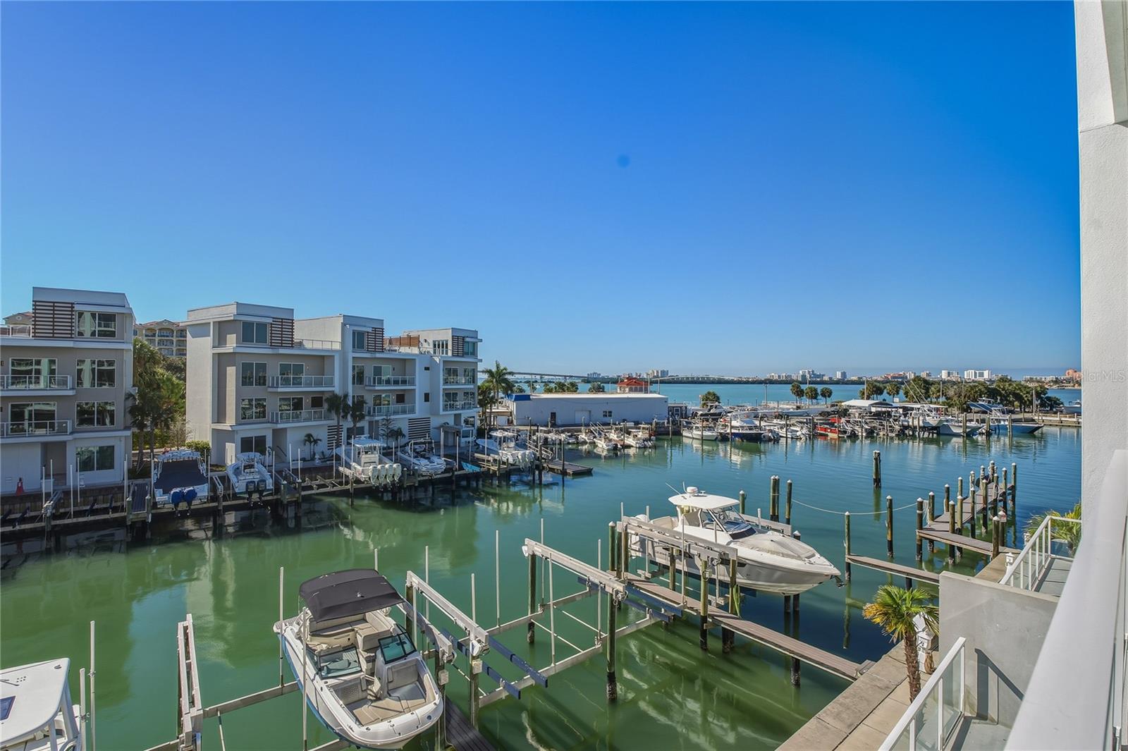 Image 5 of 51 For 920 Osceola Avenue 307