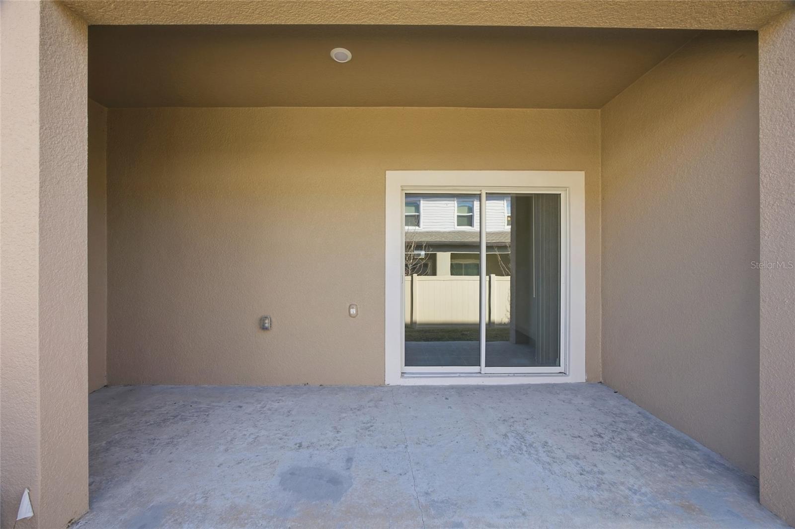 Listing photo id 22 for 10149 Trumpet Honeysuckle Way