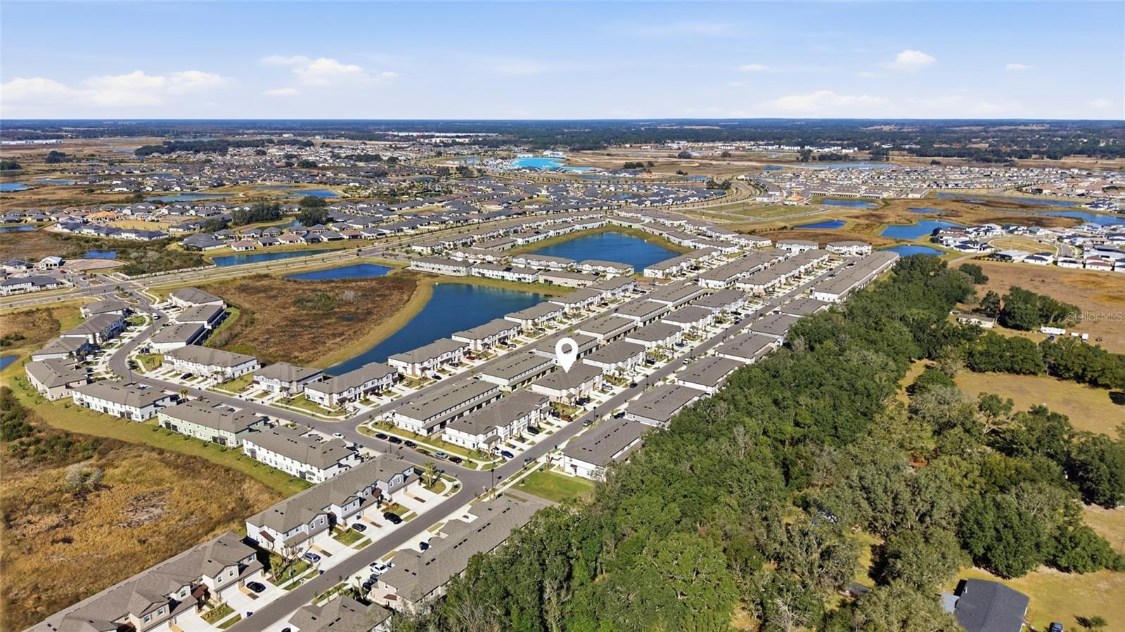 Listing photo id 28 for 10149 Trumpet Honeysuckle Way