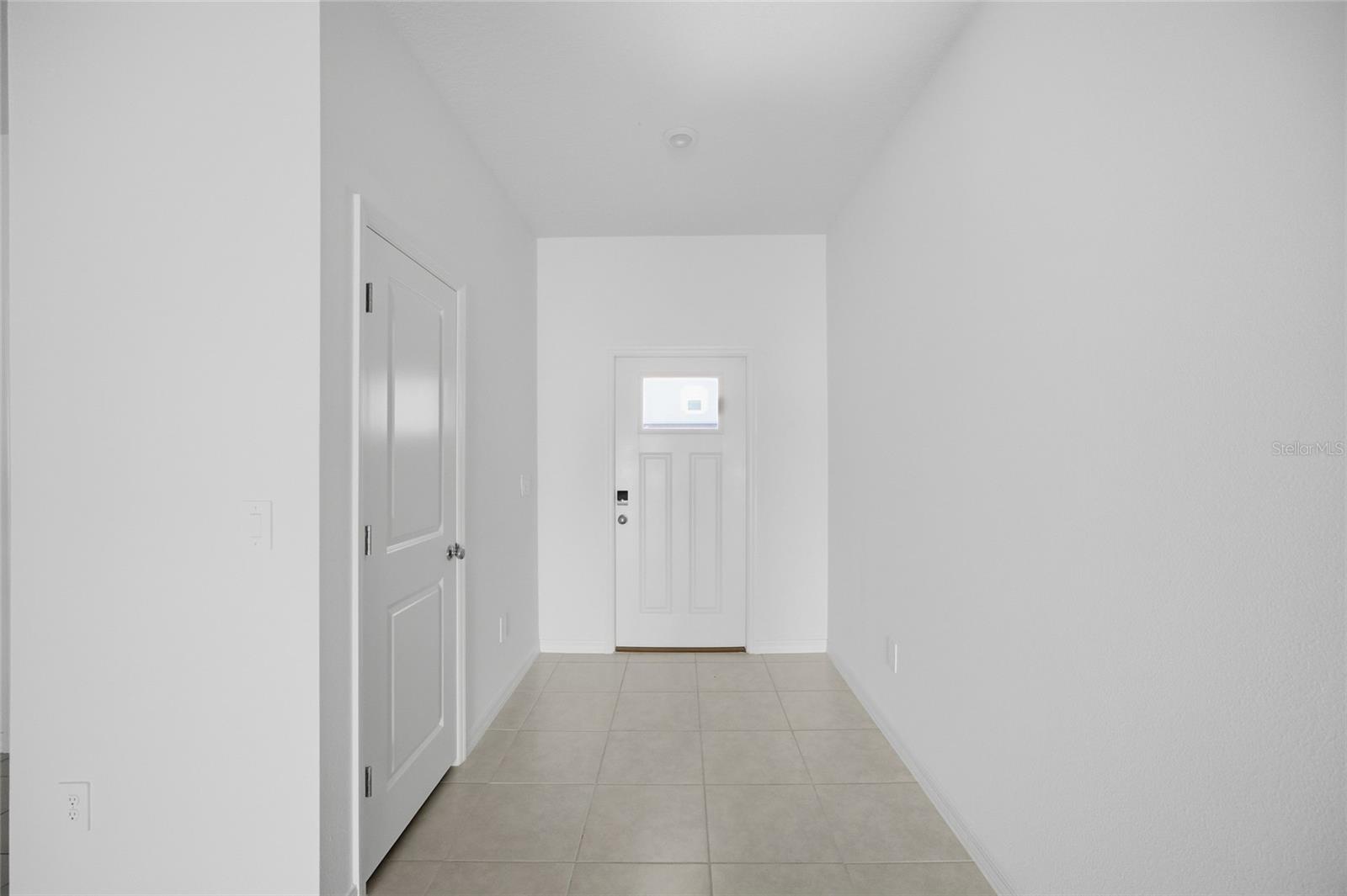 Listing photo id 3 for 10149 Trumpet Honeysuckle Way