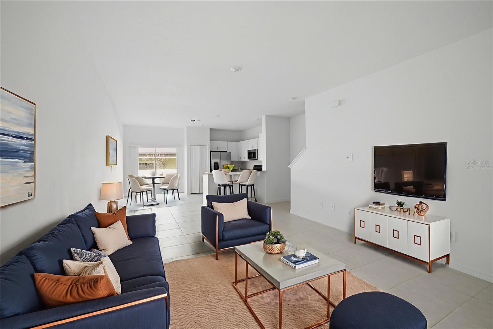 Listing photo id 5 for 10149 Trumpet Honeysuckle Way