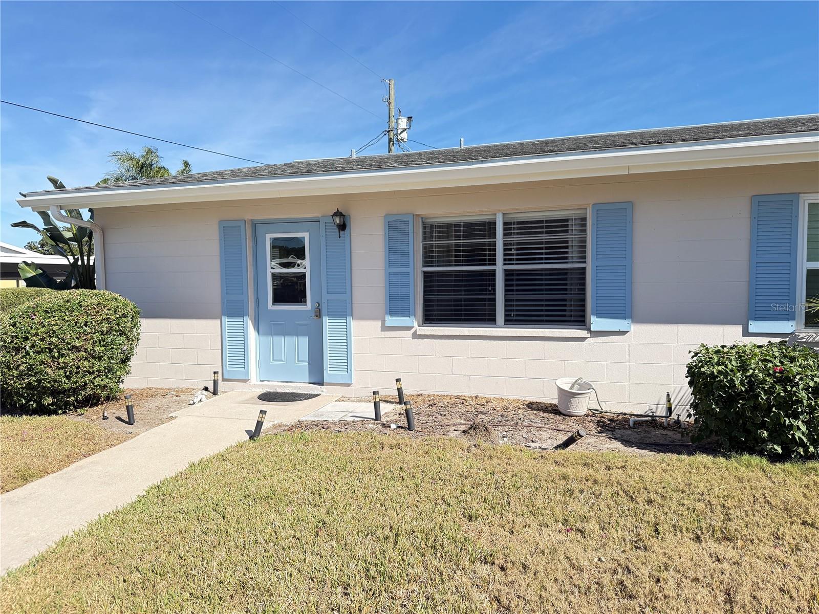 Image 4 of 29 For 402 Dorchester Place 40