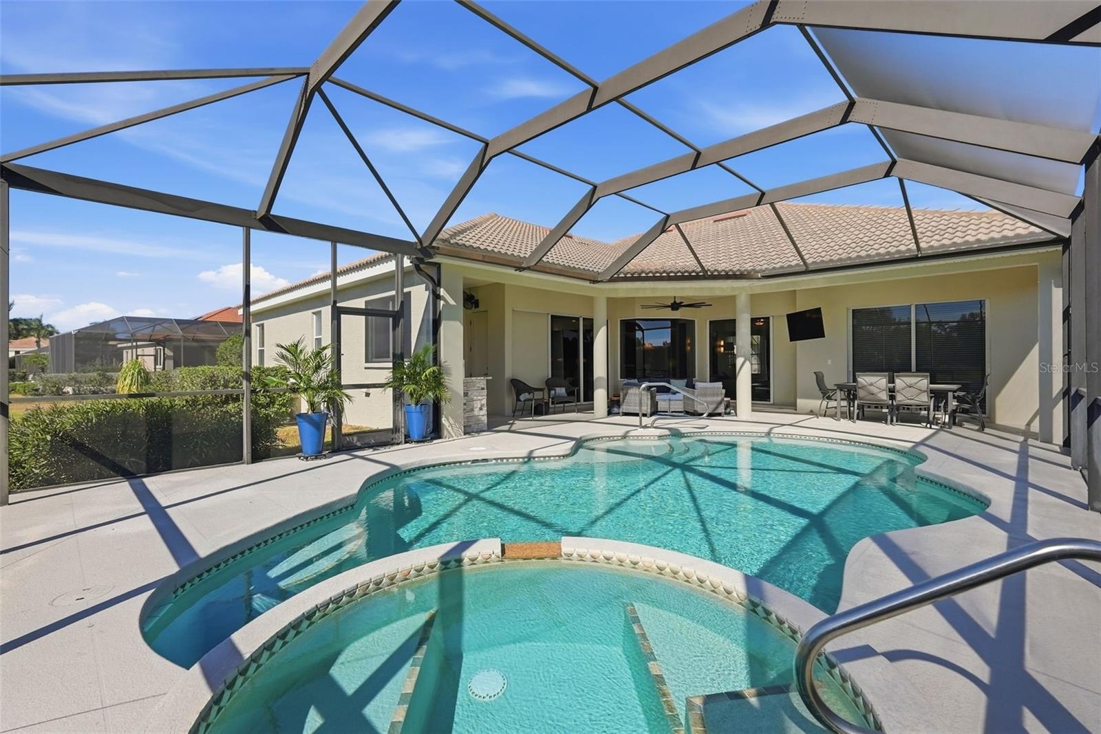 Image 11 of 44 For 14716 4th Drive Ne